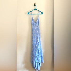 Lulus MAXI floral blue & white dress